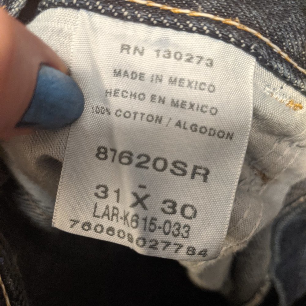 Jeans - Picture 2 of 3